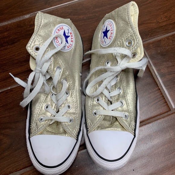 chuck taylor all star shiny metal high top